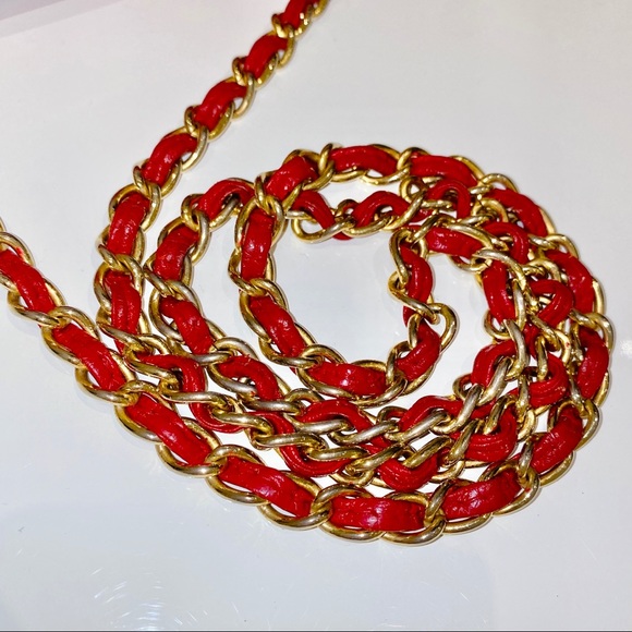 CHANEL Vintage CC Logo Red & Gold Chain Bag - Picture 10 of 10